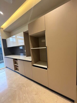 Furnished Amenities in 4 BHK Apartment at Dwarka – for Rent