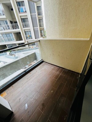 Furnished Amenities in 2 BHK Apartment at Kohinoor Courtyard One, Wakad – for Rent