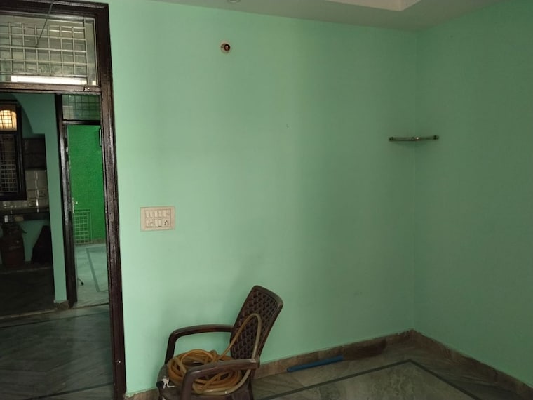 undefined, baba colony 2 Bedroom 60 Sq.Yd. Builder Floor In Baba Colony Delhi 10494749