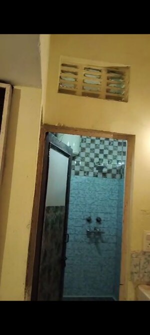 Room in 2 BHK Apartment at Jawahar Nagar – for Rent
