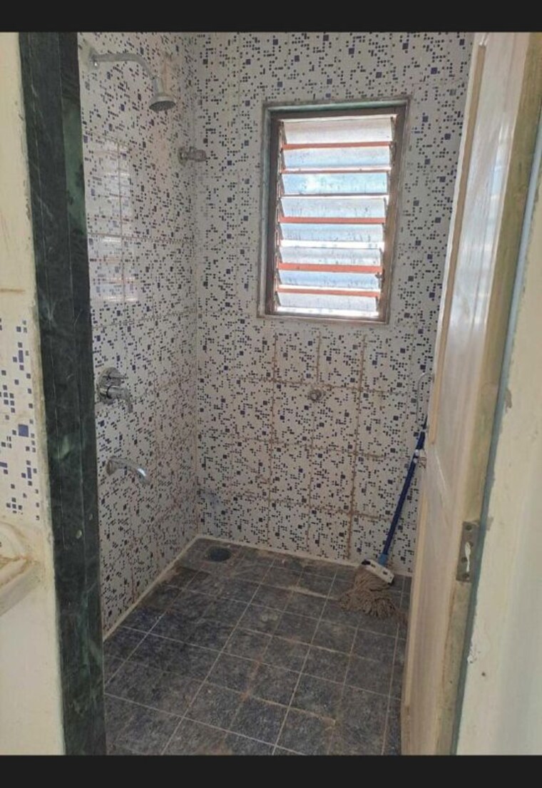 Bathroom, taloja 1 Bedroom 600 Sq.Ft. Apartment In Taloja Navi Mumbai 10494006