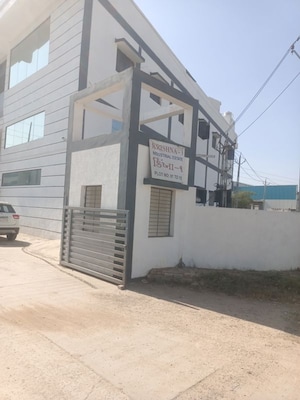  Independent House For Sale in Singarwa