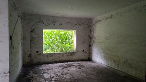 Room in  Independent House at Palsana – for Sale