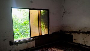 Room in  Independent House at Palsana – for Sale