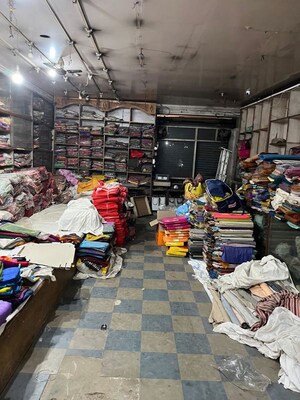 Team Area in  Shop at Orderly Bazar – for Sale