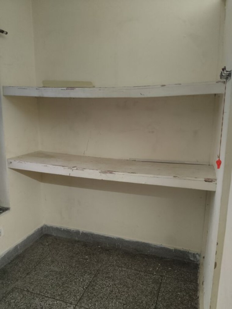 Bathroom, sector 14 3 Bedroom 500 Sq.Yd. Builder Floor In Sector 14 Sonipat 10494811