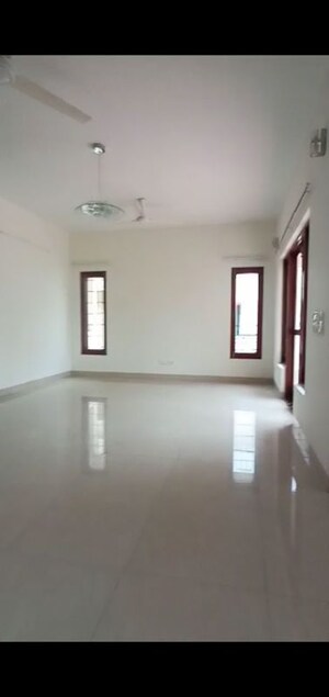 5 BHK Villa For Rent in Adarsh Palm Retreat Condominius, Marathahalli Orr