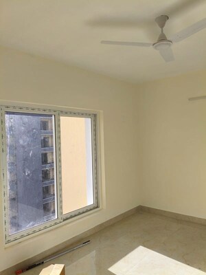Room in 3 BHK Apartment at Sohan Exotica, Shankar Nagar – for Rent