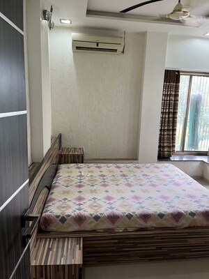 Bedroom in 2 BHK Apartment at Naranpura – for Rent