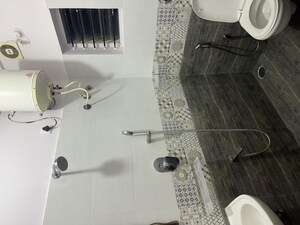 Bathroom in 3 BHK Apartment at Bens Satya Enclave, Ashwath Nagar – for Rent