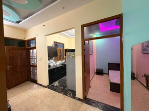 Room in 2 BHK Independent House at Vani Elite Villa, Gomti Nagar – for Rent
