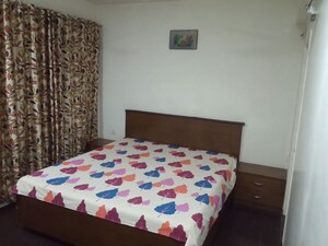 Bedroom in 2 BHK Apartment at Subhanpura – for Rent