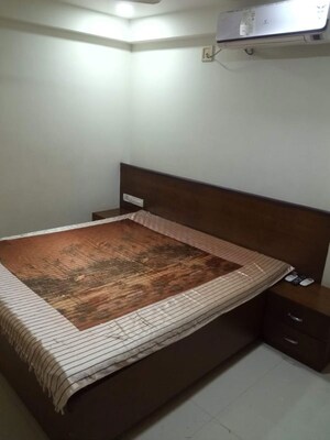 Bedroom in 2 BHK Apartment at Subhanpura – for Rent