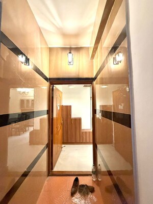 Furnished Amenities in 4 BHK Builder Floor at Bommanahalli – for Rent
