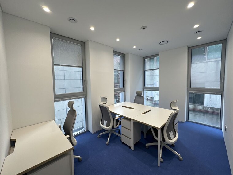 undefined, tarun nagar Commercial Office Space 161 Sq.Ft. In Tarun Nagar Guwahati 9540952
