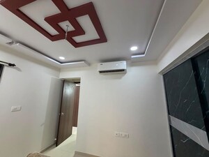 Room in 2 BHK Apartment at Runwal Eirene, Balkum Pada – for Rent