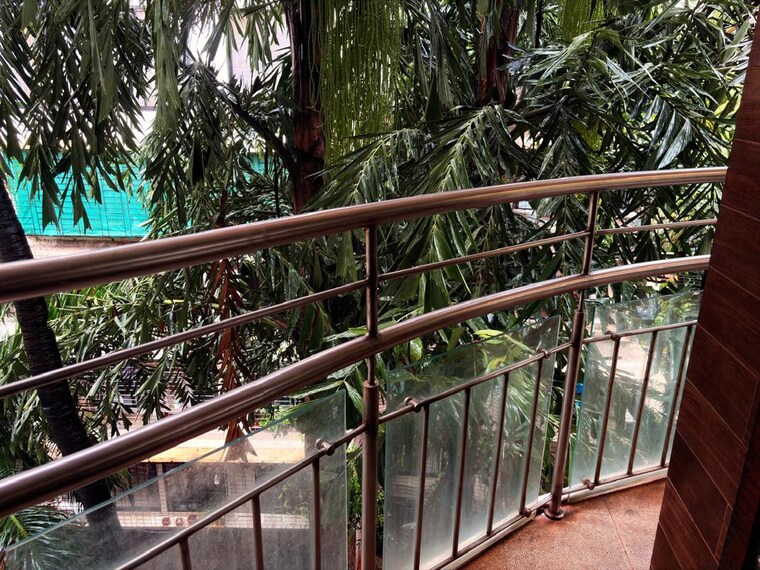 Balcony, navin nagar 3 Bedroom 1250 Sq.Ft. Apartment In Navin Nagar Mumbai 10495265