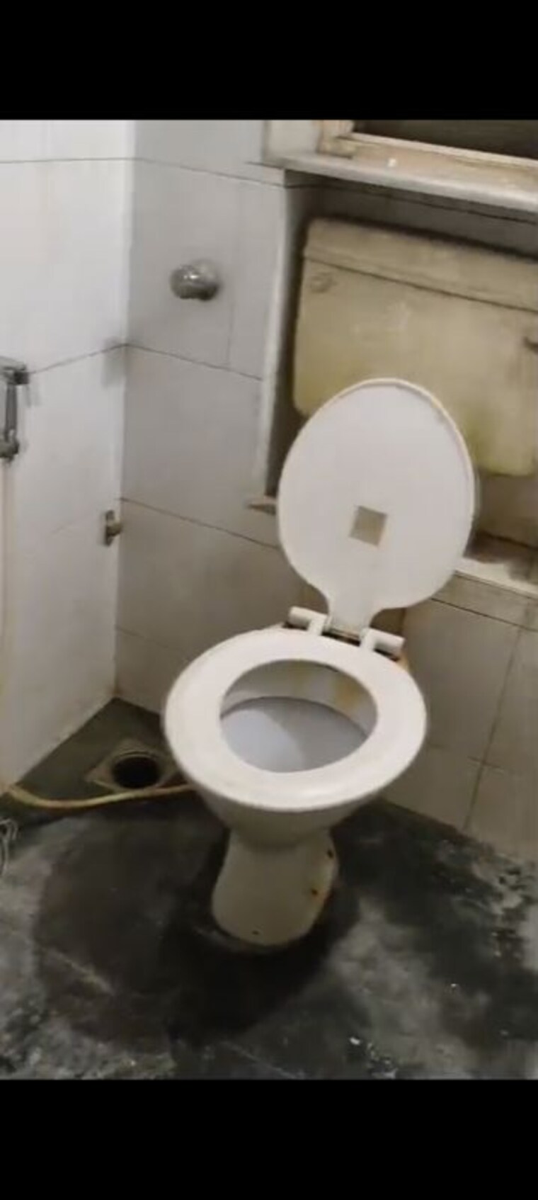 Bathroom, ghatkopar west 2 Bedroom 600 Sq.Ft. Apartment In Ghatkopar West Mumbai 10495392