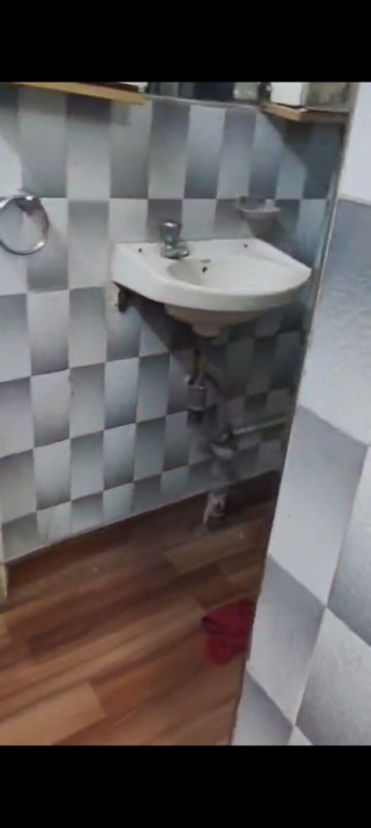 Bathroom, ghatkopar east 2 Bedroom 700 Sq.Ft. Apartment In Ghatkopar East Mumbai 10495432