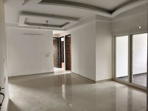 Room in 3 BHK Apartment at Samridhi Luxuriya Avenue, Sector 150 – for Rent