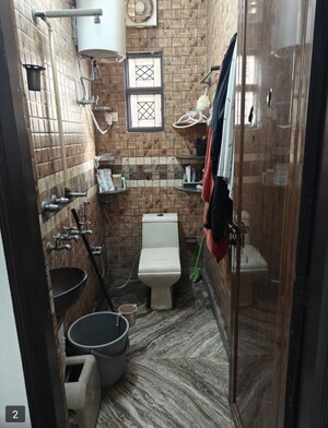 Bathroom in 2 BHK Builder Floor at Rohini Sector 15 – for Rent