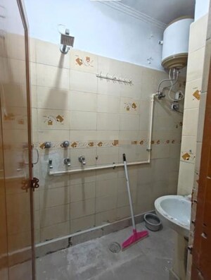 Bathroom in 2 BHK Builder Floor at Rohini Sector 11 – for Rent