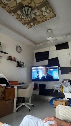 Team Area in 2 BHK Apartment at Chetna Apartment, Andheri West – for Rent