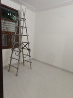 2 BHK 700 Sq.Ft. Builder Floor in Rohini Sector 17