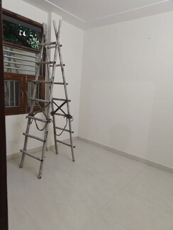 2 BHK Builder Floor For Rent in Rohini Sector 17