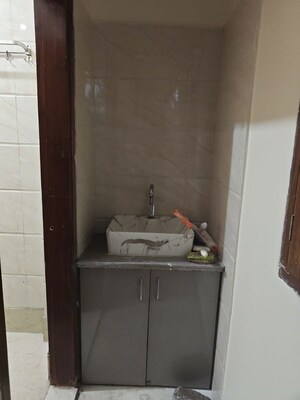 Bathroom in 2 BHK Builder Floor at Rohini Sector 17 – for Rent
