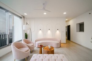Living Room in 4 BHK Apartment at Oberoi Realty Esquire, Goregaon East – for Sale