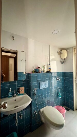 Bathroom in 1.5 BHK Apartment at Lodha Amara, Kolshet Road – for Rent
