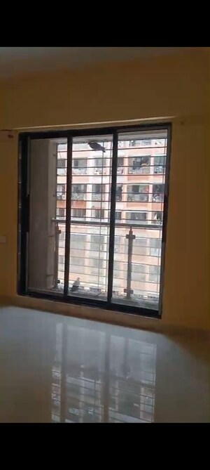 Room in 1 BHK Apartment at HDIL Premier Exotica, Kurla West – for Rent