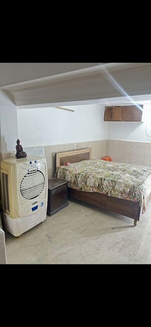 1 RK Builder Floor For Rent in Rohini Sector 13