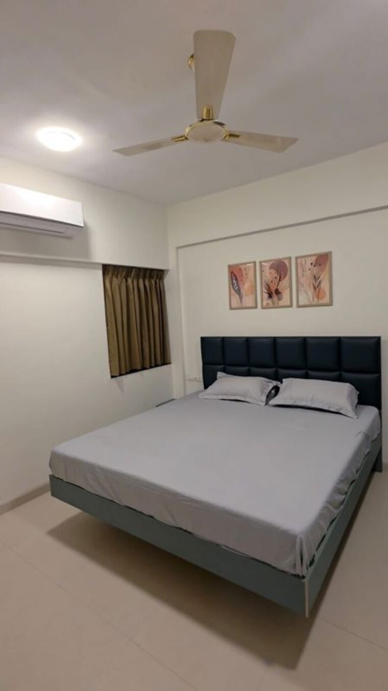 Bedroom, ak-surana-sanskruti-prangan 4 Bedroom 3000 Sq.Ft. Villa In Baner Pune 10495751