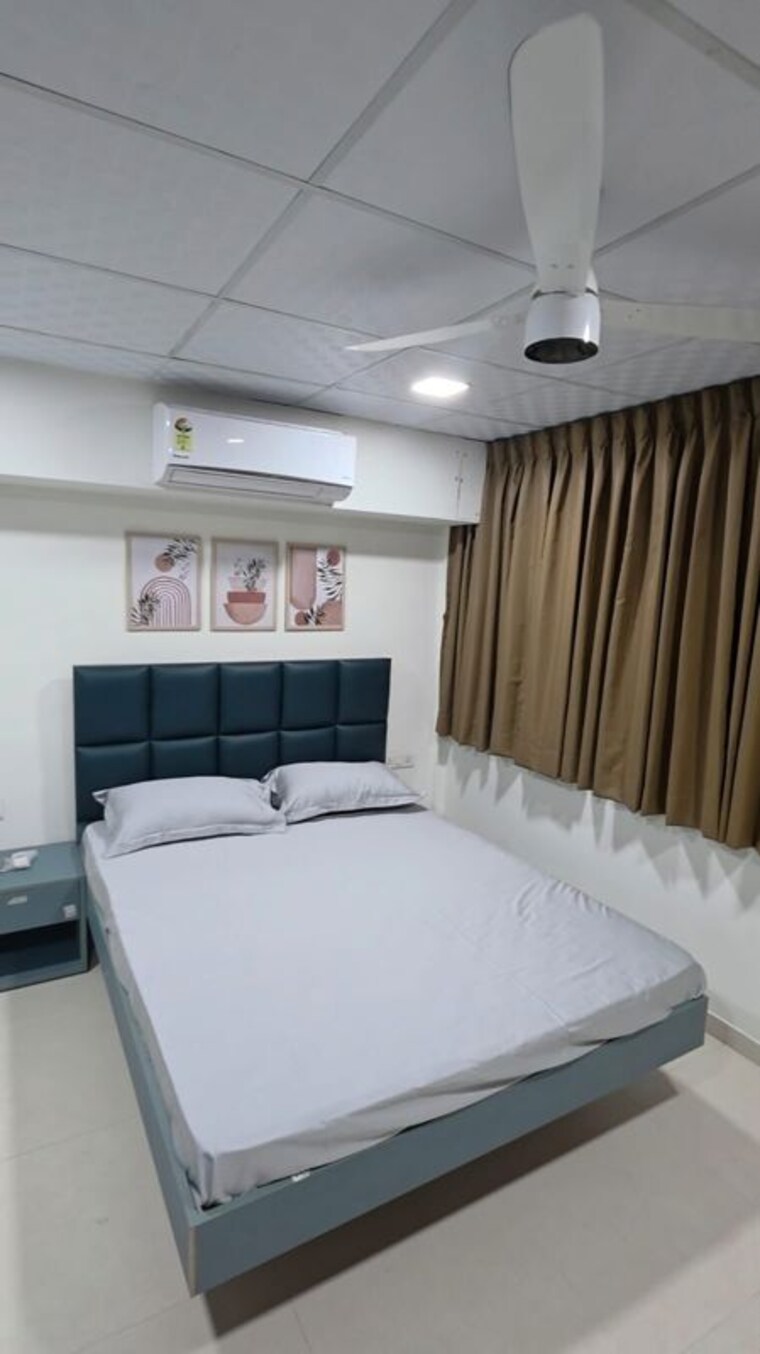 Bedroom, ak-surana-sanskruti-prangan 4 Bedroom 3000 Sq.Ft. Villa In Baner Pune 10495751