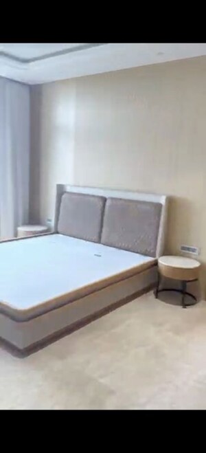 Bedroom in 4 BHK Apartment at Hiranandani Lake Enclave Glendale, Thane West – for Rent