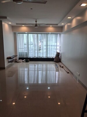 2 BHK Apartment For Rent in Evergreen Apartment Bandra West, Bandra West