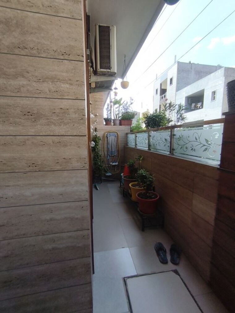  Parking, nk-sharma-savitry-greens-2 3 Bedroom 76 Sq.Yd. Villa In Ghazipur Zirakpur 10495769