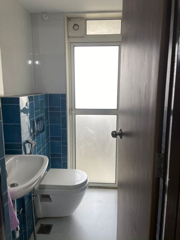 Bathroom, runwal-eirene 2 Bedroom 650 Sq.Ft. Apartment In Balkum Pada Thane 10495779