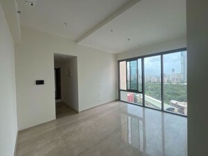 Room in 3 BHK Apartment at Piramal Mahalaxmi, Mahalaxmi – for Rent