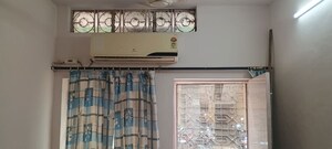 1 BHK Builder Floor For Rent in Pitampura