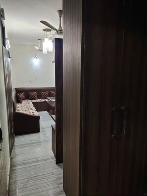Furnished Amenities in 1 BHK Builder Floor at Rohini Sector 7 – for Rent