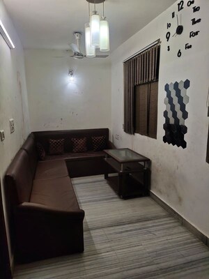 Living Room in 1 BHK Builder Floor at Rohini Sector 7 – for Rent