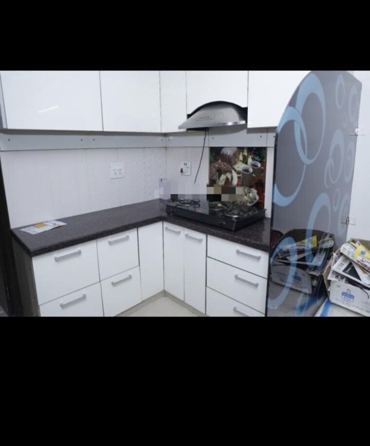 Kitchen, rohini sector 7 3 Bedroom 1000 Sq.Ft. Builder Floor In Rohini Sector 7 Delhi 10495801