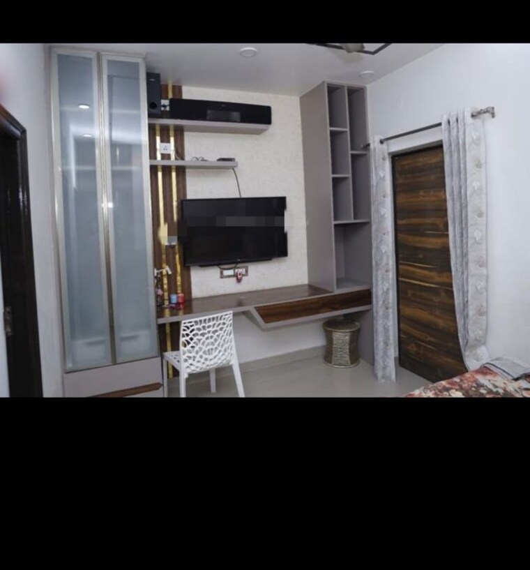 Bathroom, rohini sector 7 3 Bedroom 1000 Sq.Ft. Builder Floor In Rohini Sector 7 Delhi 10495801