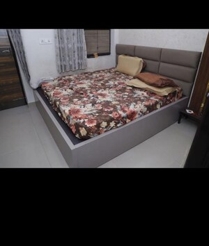 3 BHK Builder Floor For Rent in Rohini Sector 7