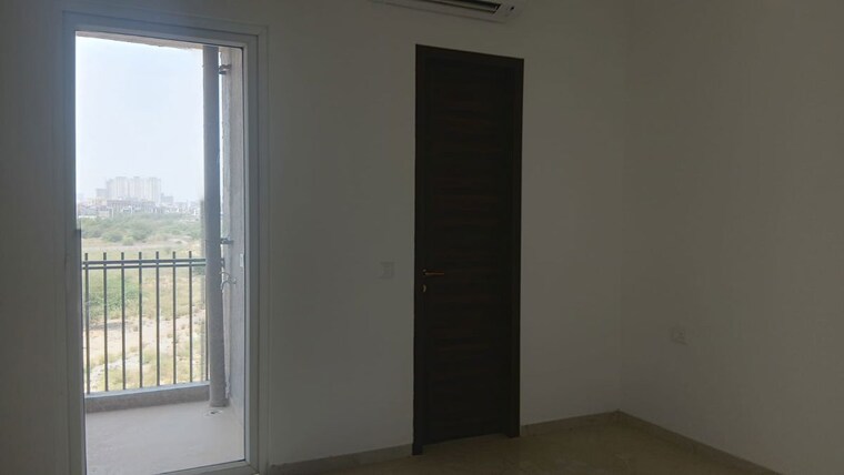 Room, smart-world-orchard 2.5 Bedroom 1185 Sq.Ft. Builder Floor In Sector 61 Gurgaon 10495816