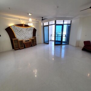 Living Room in 3 BHK Apartment at Mantri Pinnacle, Hulimavu – for Rent