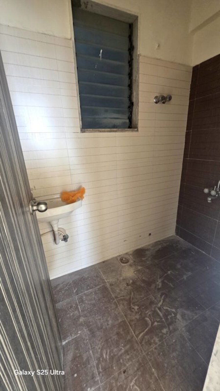 Bathroom, surya-enclave-co-op-hsg-society 1 Bedroom 625 Sq.Ft. Apartment In Manpada Thane 10495820